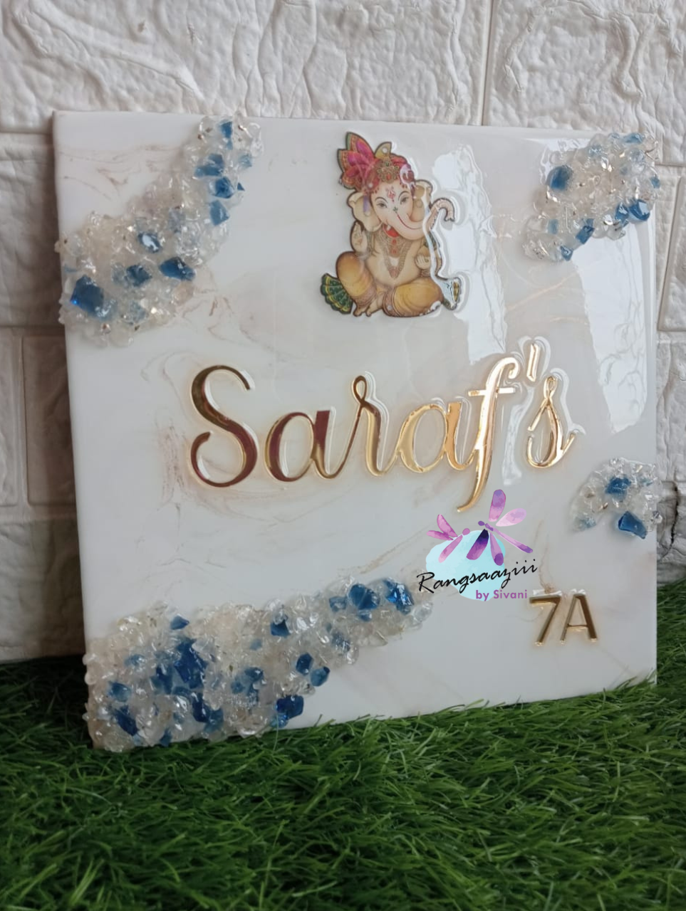 Resin Name Frame In WHITE & Gold RESIN ART NAME PLATE