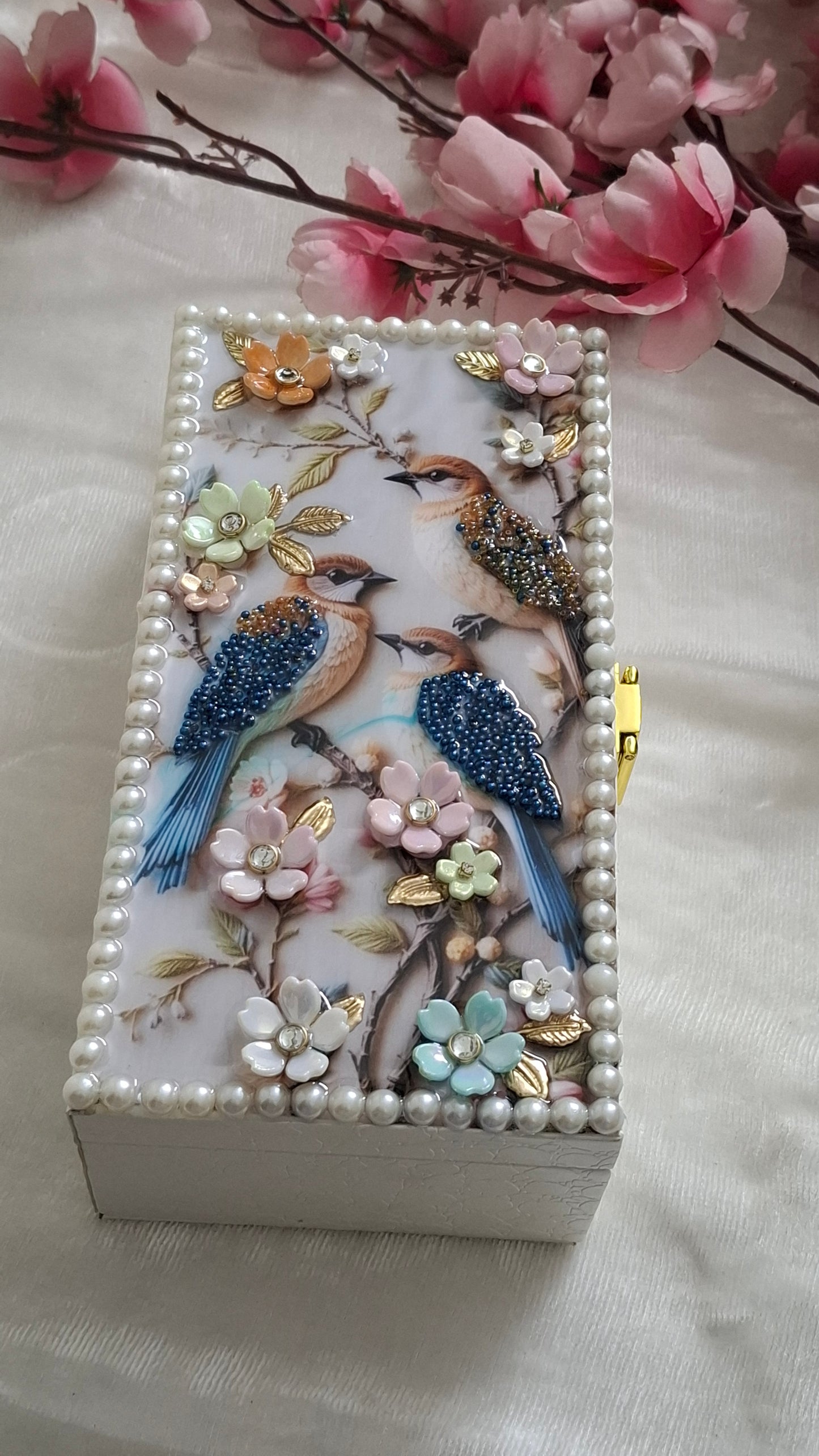 Bird Cash box