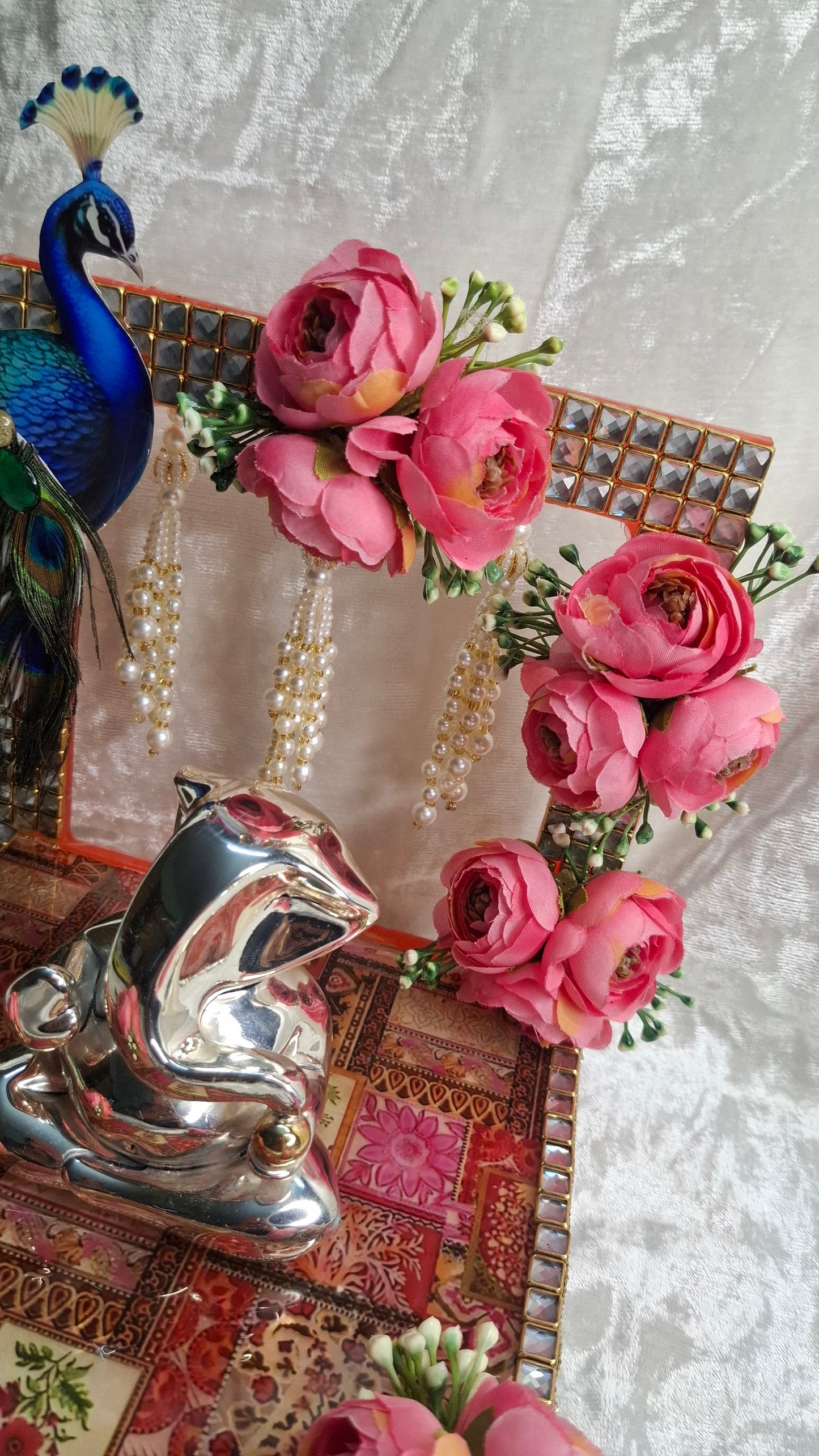 Regal peacock singhasan